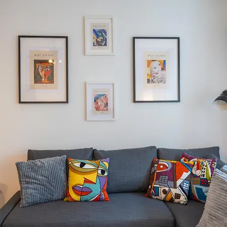 Special Primero Picasso Apartment Basel, Bahnhof Grossbasel 10-Star Exterior photo
