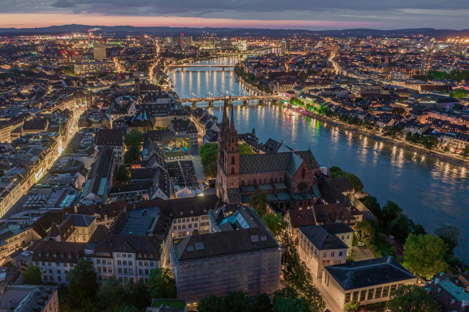Apartment Special Primero Picasso Basel, Bahnhof Grossbasel 10-star