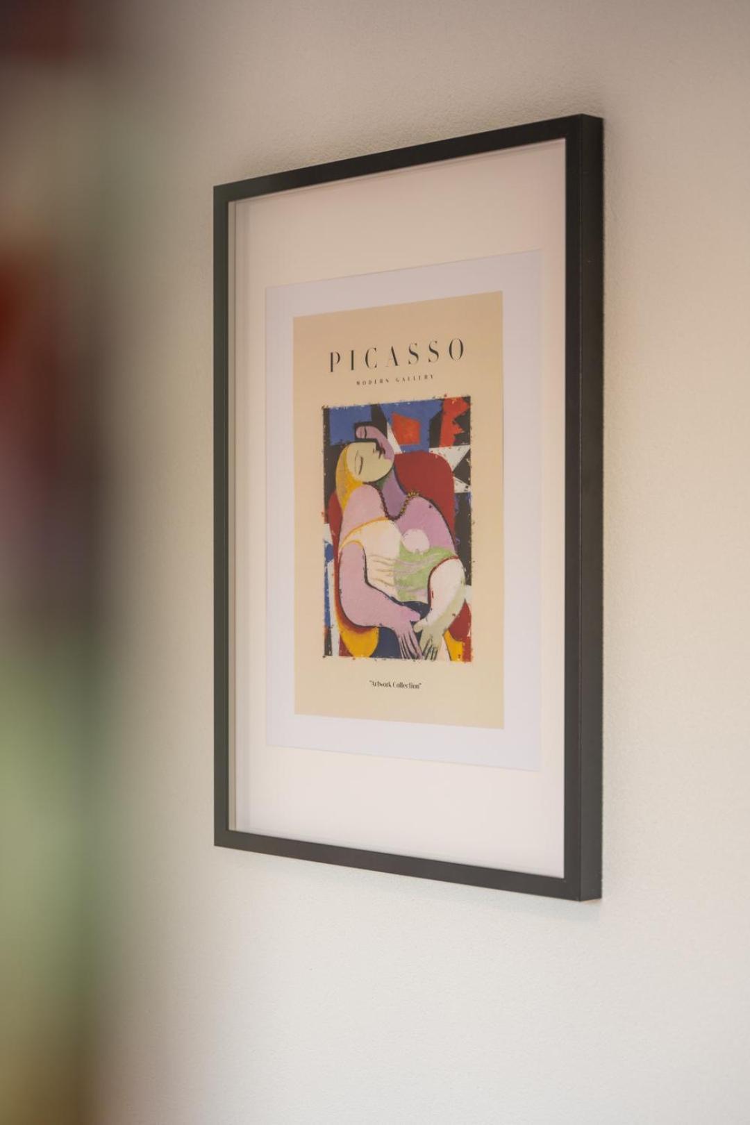 Apartment Special Primero Picasso Basel, Bahnhof Grossbasel 10-star